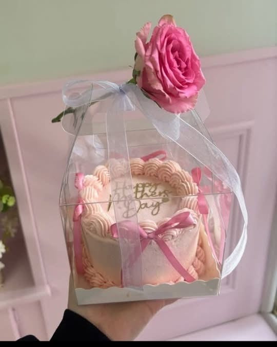 Mother’s Day Mini Cake – Pre-Order * DEPOSIT ONLY*